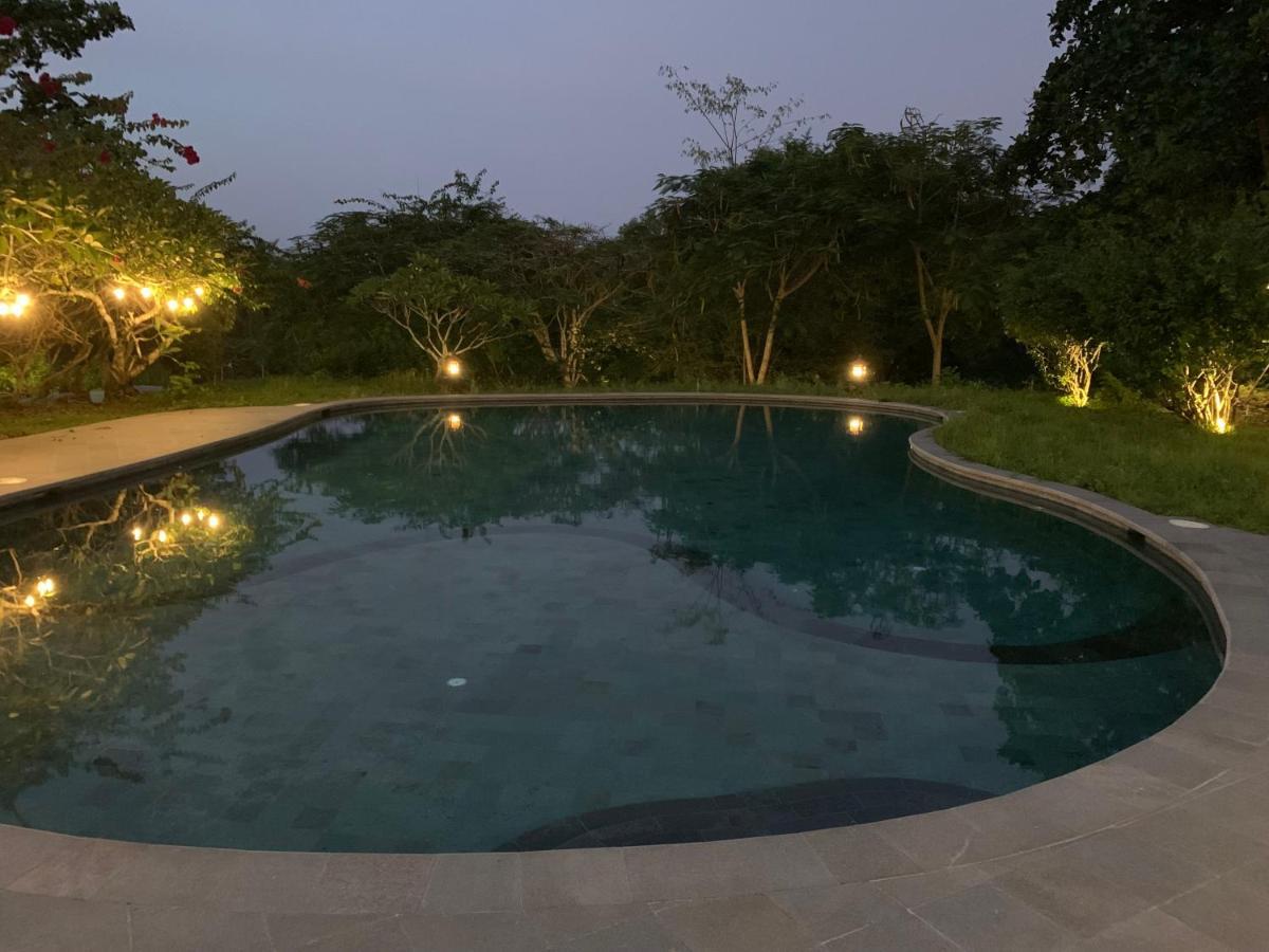Labuhanpoh Lombok Villas, Villa Paopao מראה חיצוני תמונה