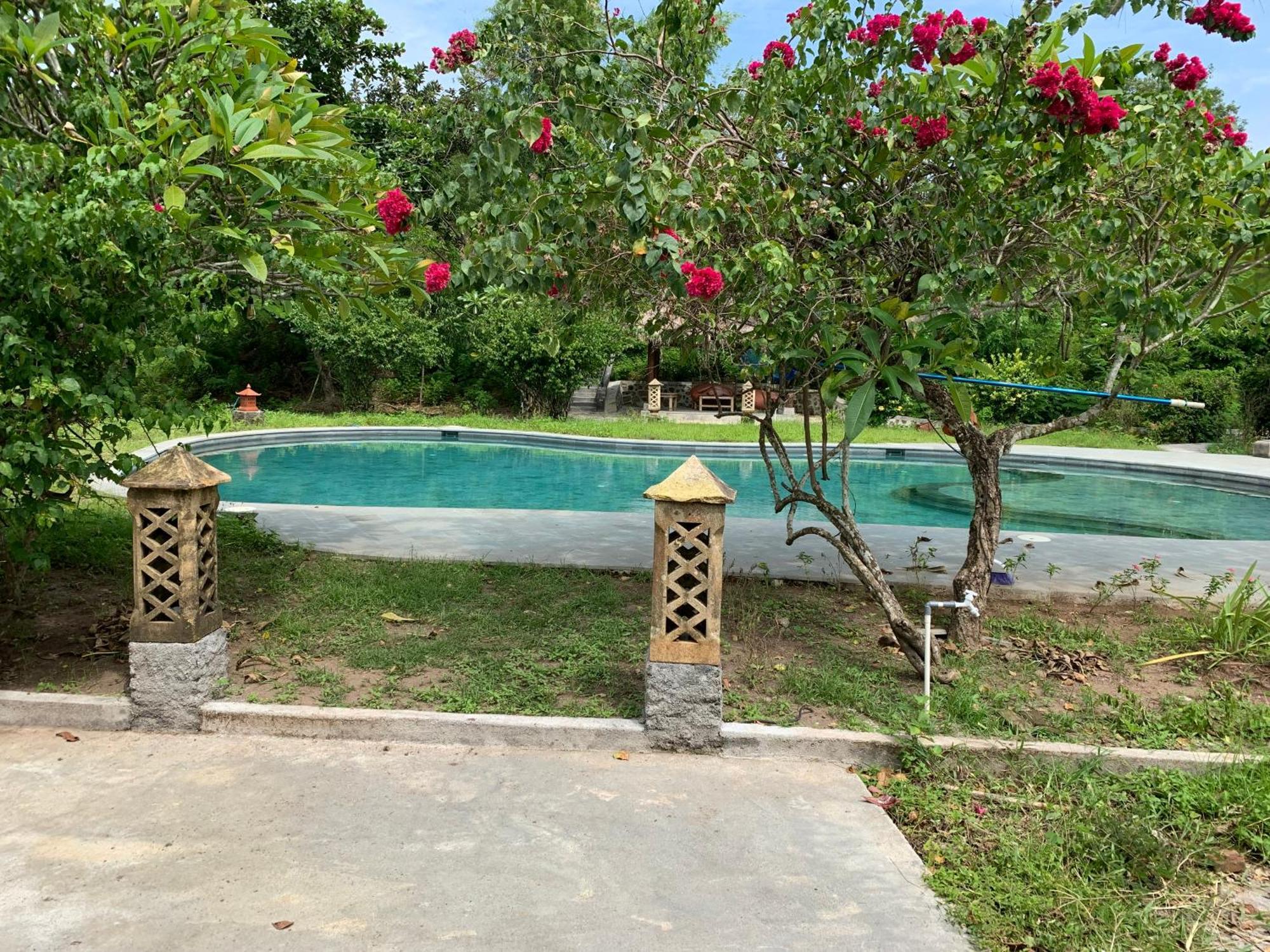 Labuhanpoh Lombok Villas, Villa Paopao מראה חיצוני תמונה